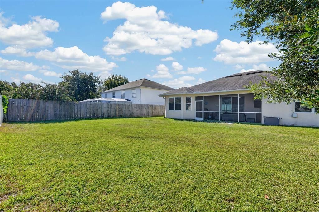 For Sale: $344,900 (3 beds, 2 baths, 1832 Square Feet)