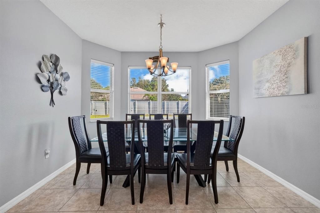 For Sale: $344,900 (3 beds, 2 baths, 1832 Square Feet)