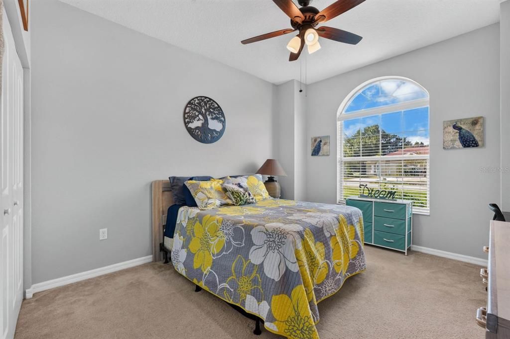 For Sale: $344,900 (3 beds, 2 baths, 1832 Square Feet)