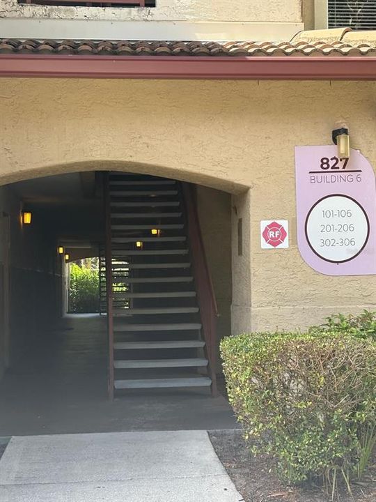 出租: $1,695 (2 贝兹, 2 浴室, 1209 平方英尺)