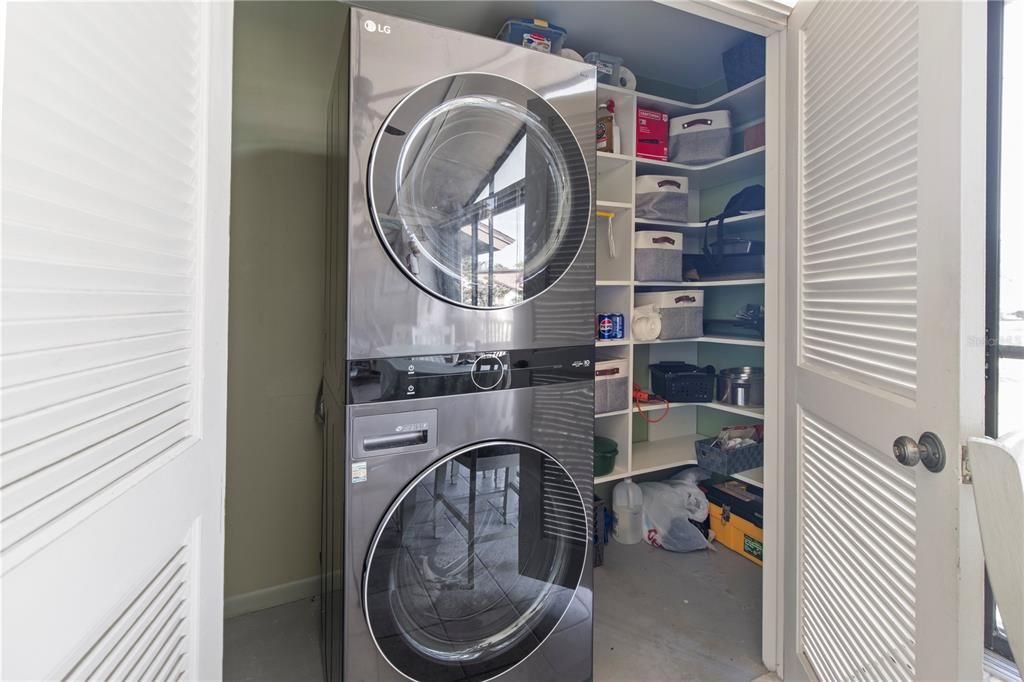 En Venta: $173,900 (2 camas, 2 baños, 1336 Pies cuadrados)