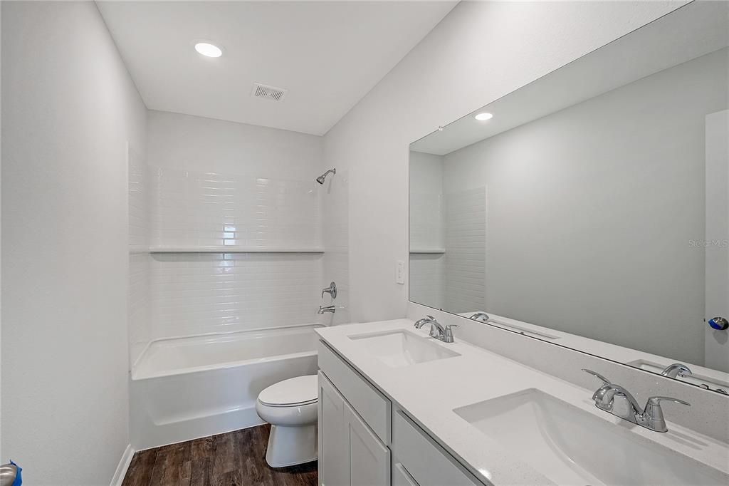 En Venta: $466,748 (4 camas, 2 baños, 1967 Pies cuadrados)
