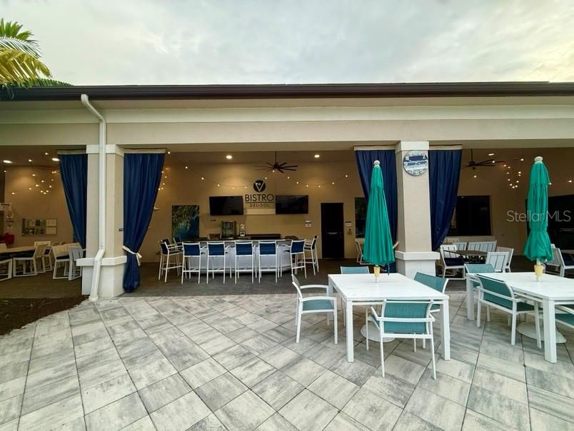 En Venta: $629,000 (3 camas, 3 baños, 2609 Pies cuadrados)