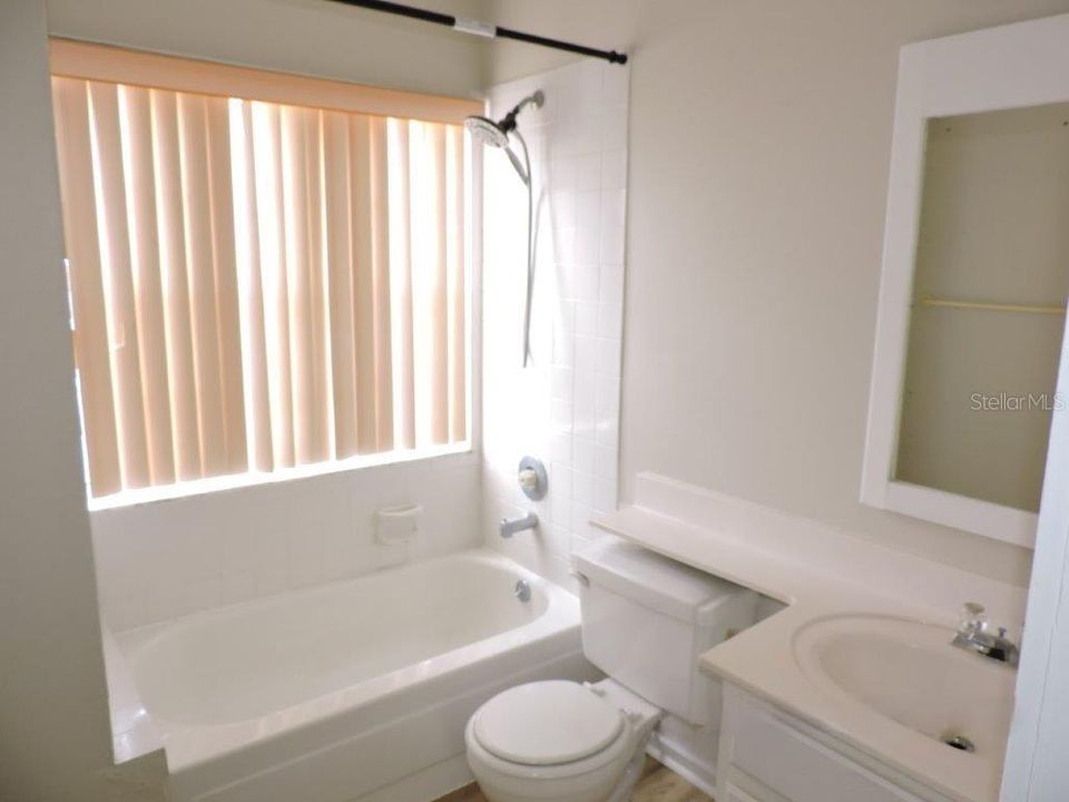В аренду: $2,300 (2 спален, 2 ванн, 1440 Квадратных фут)