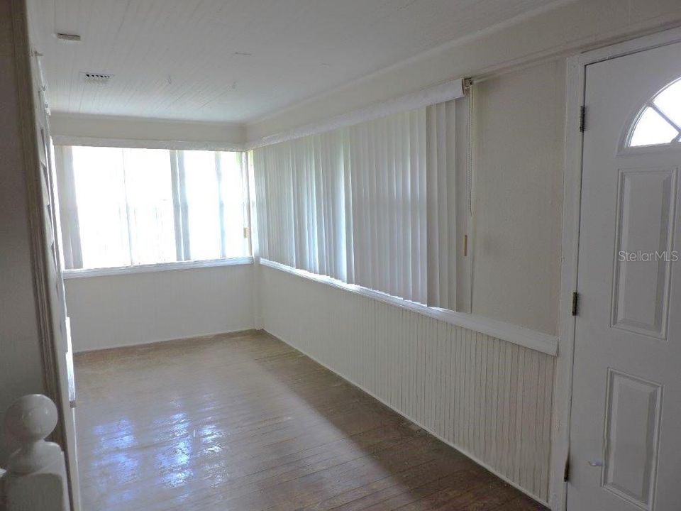 В аренду: $2,300 (2 спален, 2 ванн, 1440 Квадратных фут)