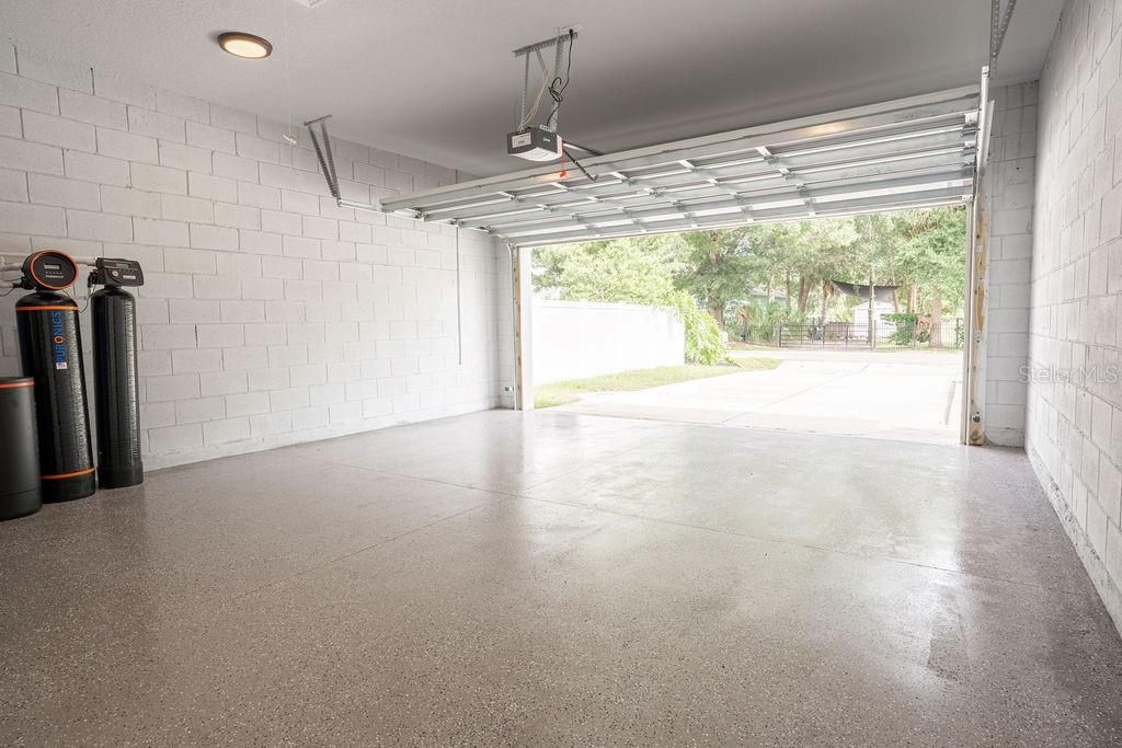 For Sale: $539,900 (3 beds, 3 baths, 2191 Square Feet)