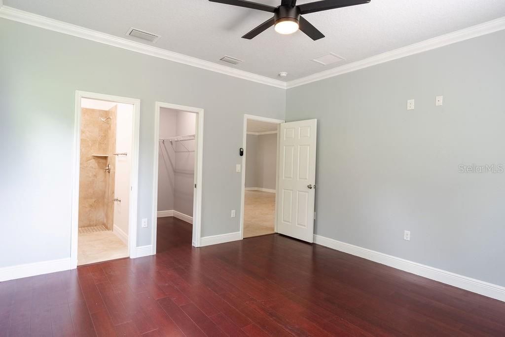 For Sale: $539,900 (3 beds, 3 baths, 2191 Square Feet)