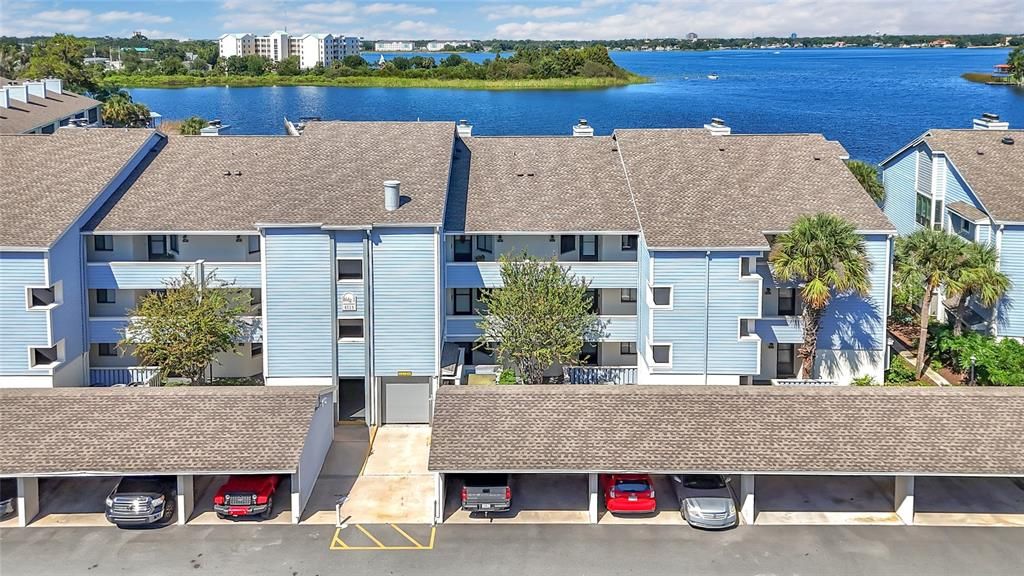 For Sale: $275,000 (2 beds, 2 baths, 1065 Square Feet)