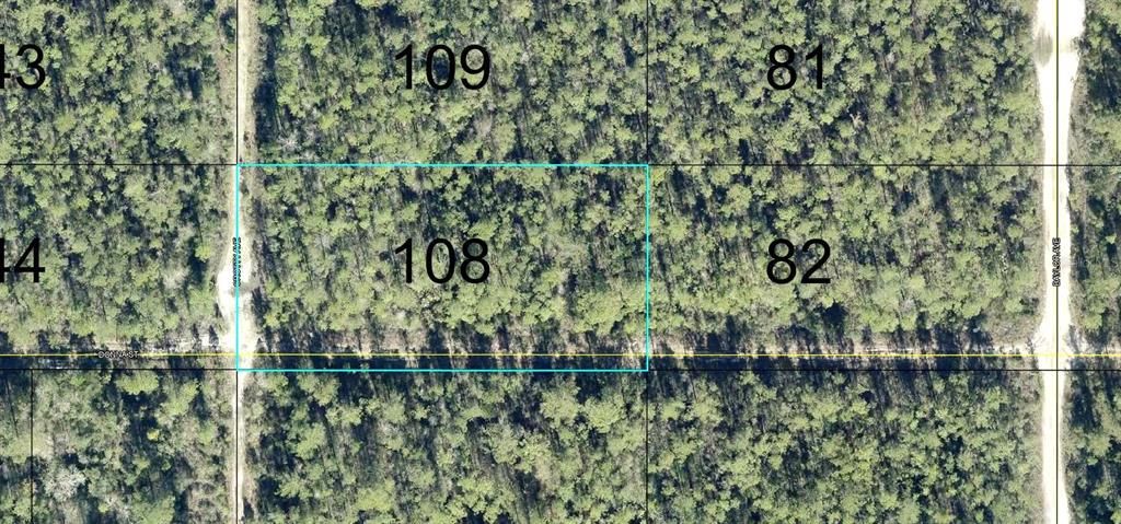 En Venta: $15,000 (1.25 acres)
