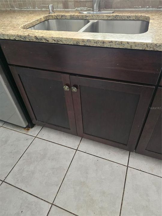 En Venta: $315,000 (2 camas, 2 baños, 1568 Pies cuadrados)