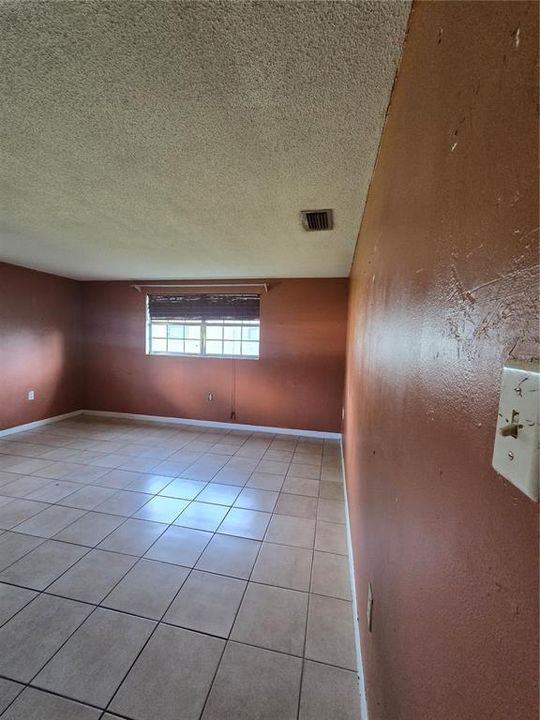 En Venta: $315,000 (2 camas, 2 baños, 1568 Pies cuadrados)