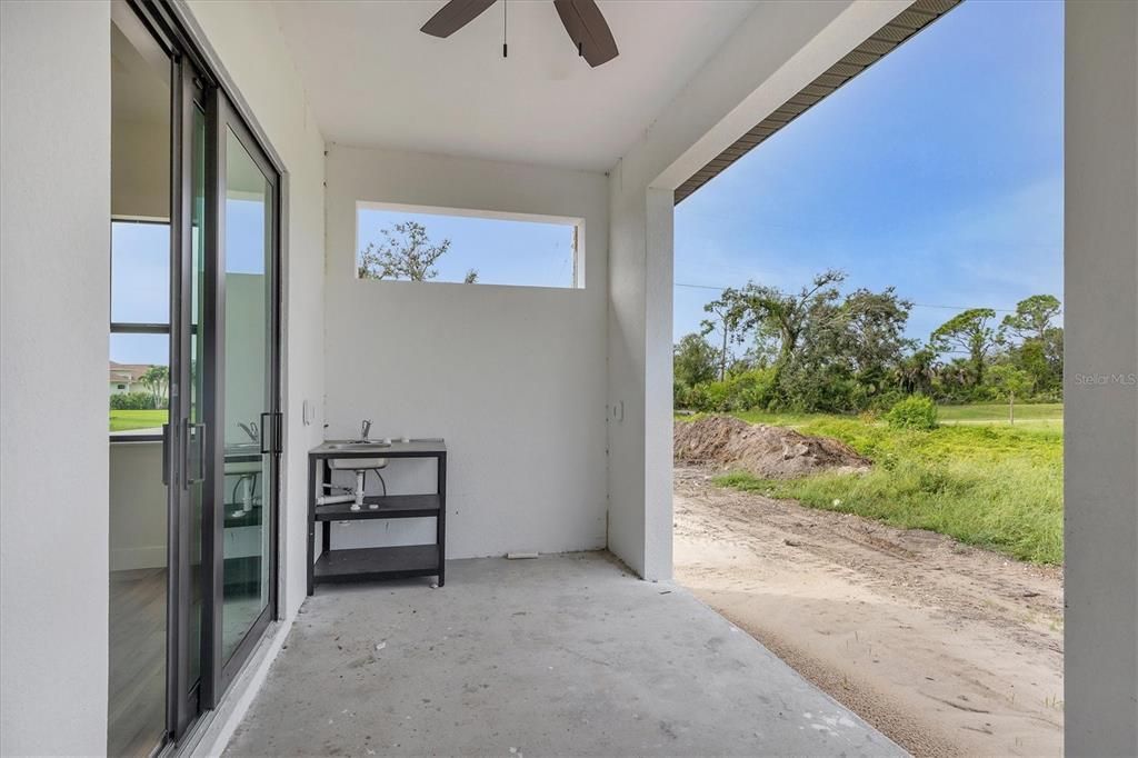 For Sale: $385,000 (3 beds, 2 baths, 1724 Square Feet)
