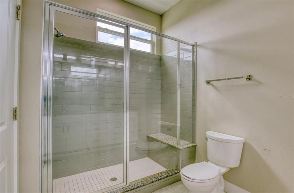 В аренду: $2,150 (3 спален, 2 ванн, 1452 Квадратных фут)