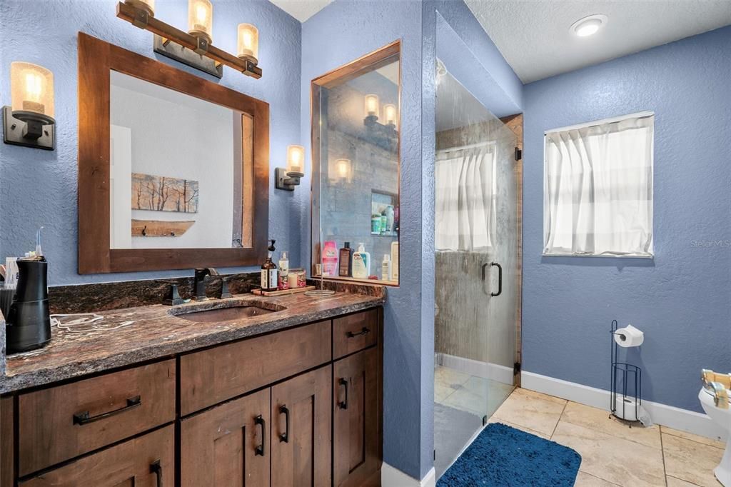For Sale: $565,000 (3 beds, 2 baths, 2199 Square Feet)