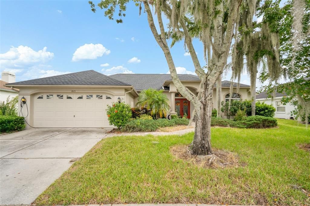 For Sale: $565,000 (3 beds, 2 baths, 2199 Square Feet)