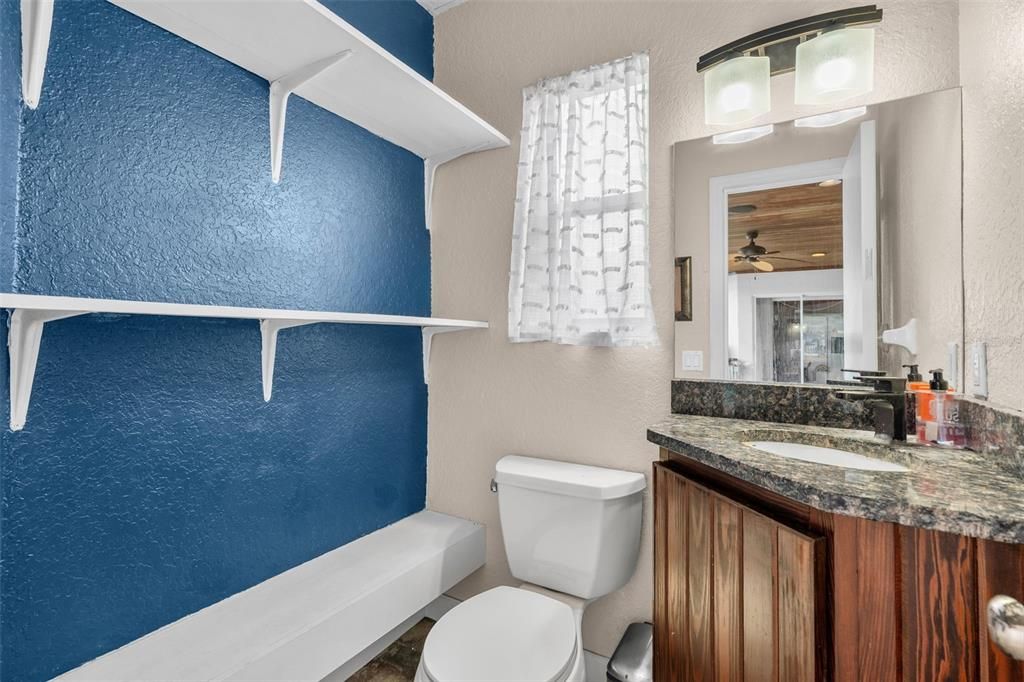 For Sale: $565,000 (3 beds, 2 baths, 2199 Square Feet)