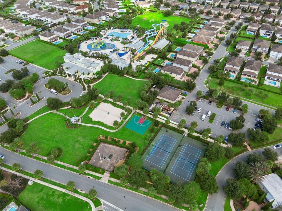 For Sale: $650,000 (6 beds, 6 baths, 3317 Square Feet)
