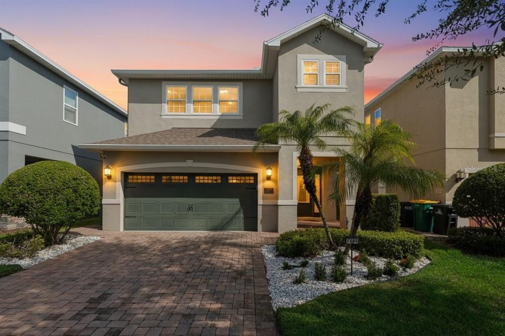 For Sale: $650,000 (6 beds, 6 baths, 3317 Square Feet)