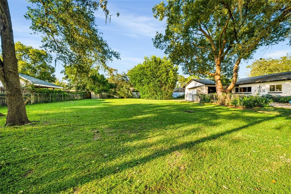 For Sale: $349,000 (3 beds, 2 baths, 1280 Square Feet)