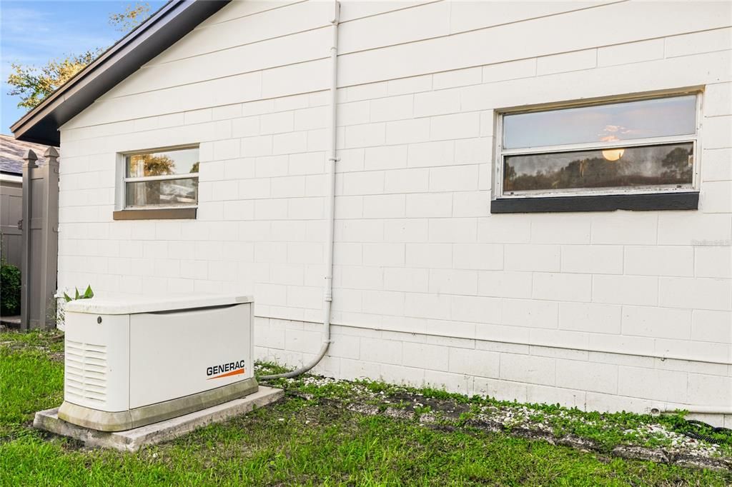 For Sale: $349,000 (3 beds, 2 baths, 1280 Square Feet)