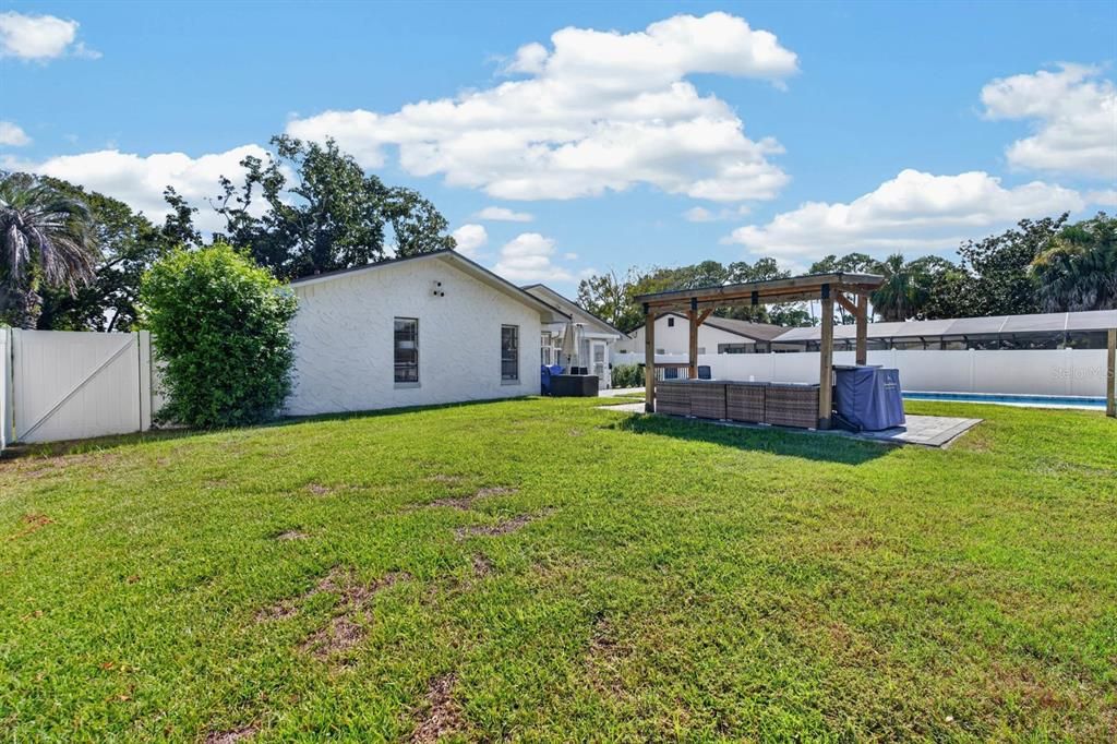 En Venta: $389,900 (3 camas, 2 baños, 1338 Pies cuadrados)