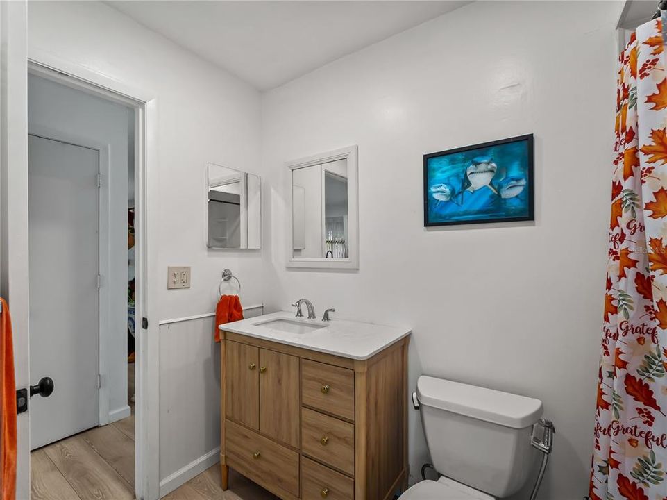 For Sale: $229,900 (2 beds, 2 baths, 1022 Square Feet)