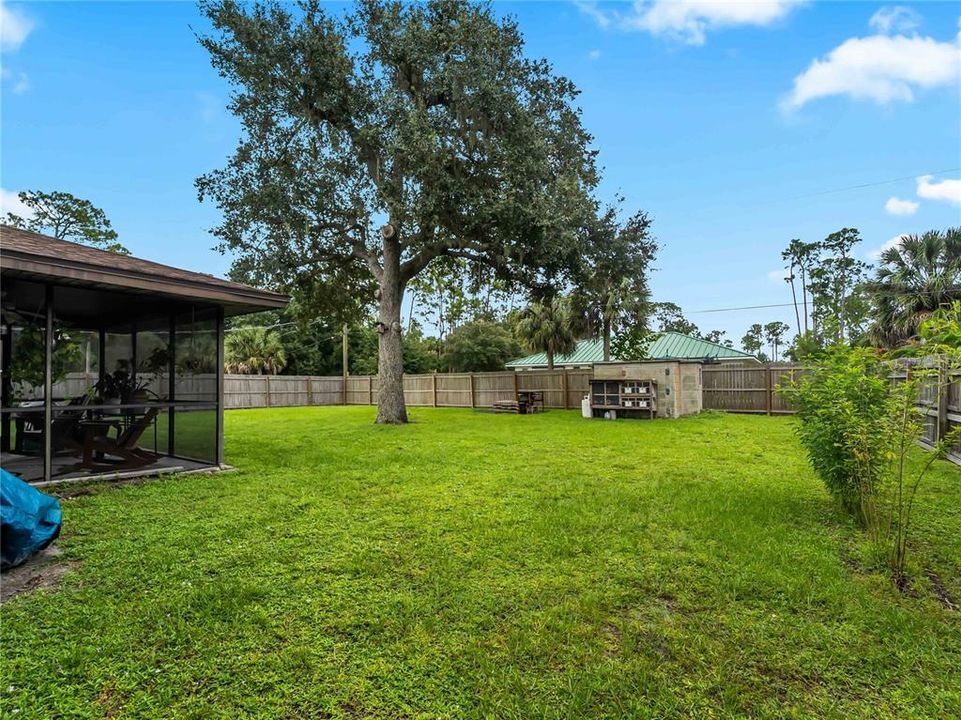 For Sale: $229,900 (2 beds, 2 baths, 1022 Square Feet)