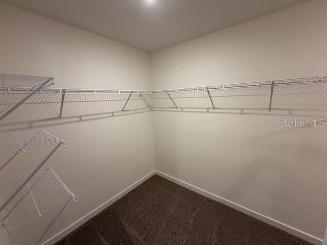 В аренду: $2,500 (5 спален, 3 ванн, 2077 Квадратных фут)