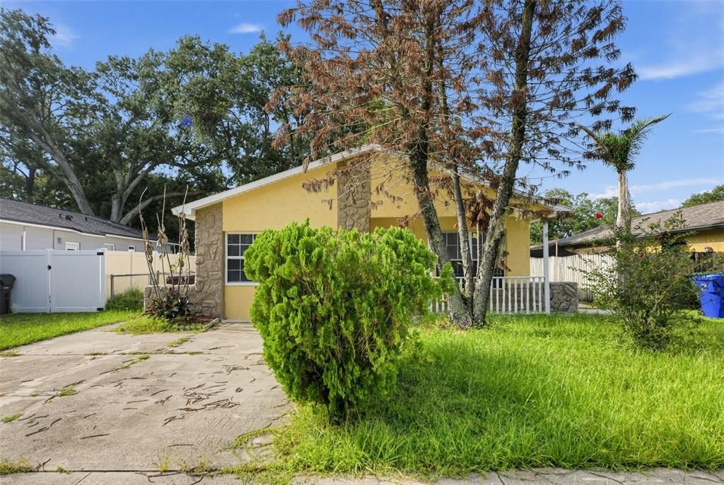 En Venta: $289,900 (3 camas, 2 baños, 1321 Pies cuadrados)