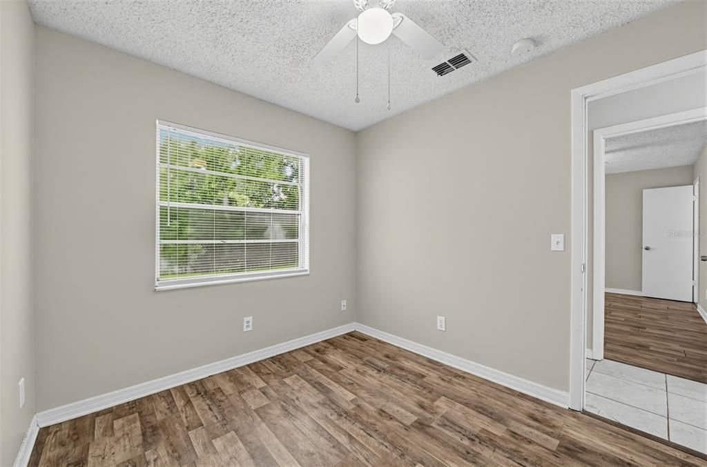En Venta: $289,900 (3 camas, 2 baños, 1321 Pies cuadrados)