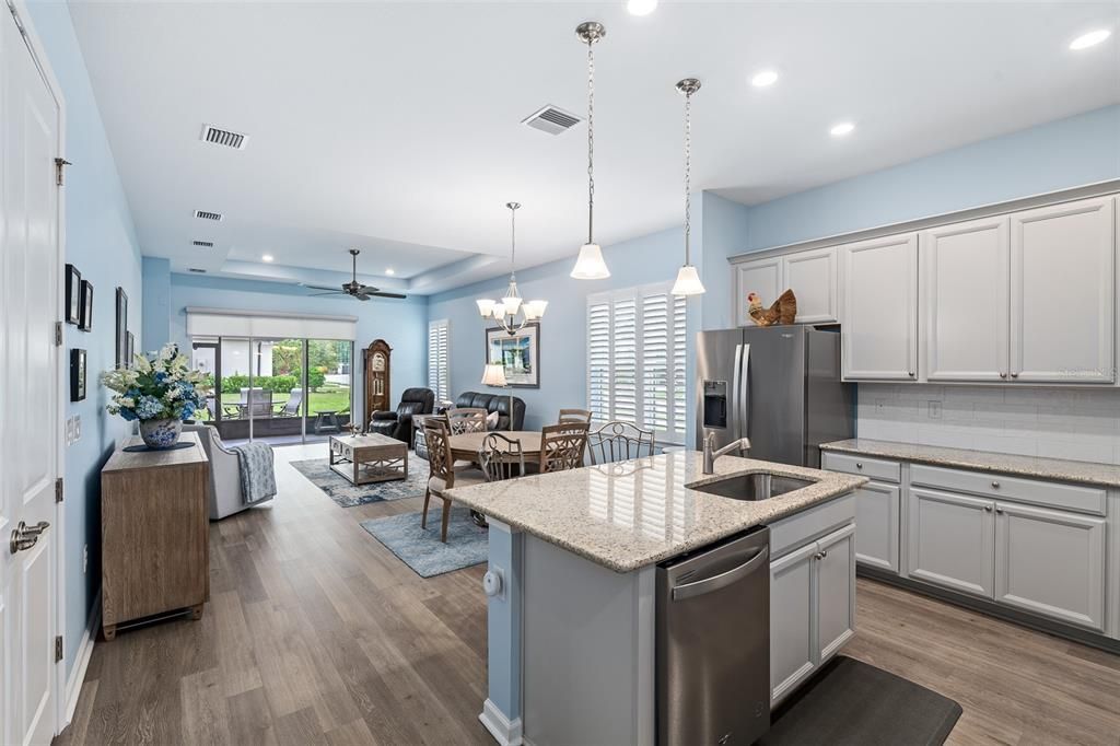 En Venta: $340,000 (2 camas, 2 baños, 1687 Pies cuadrados)