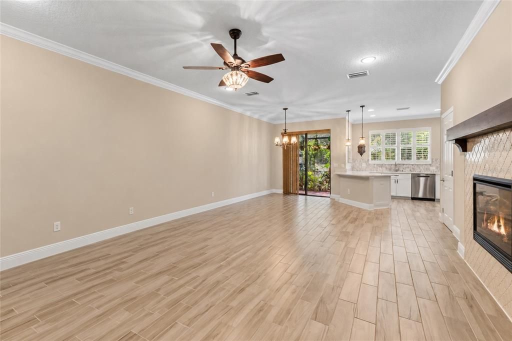 For Sale: $349,900 (3 beds, 2 baths, 1908 Square Feet)