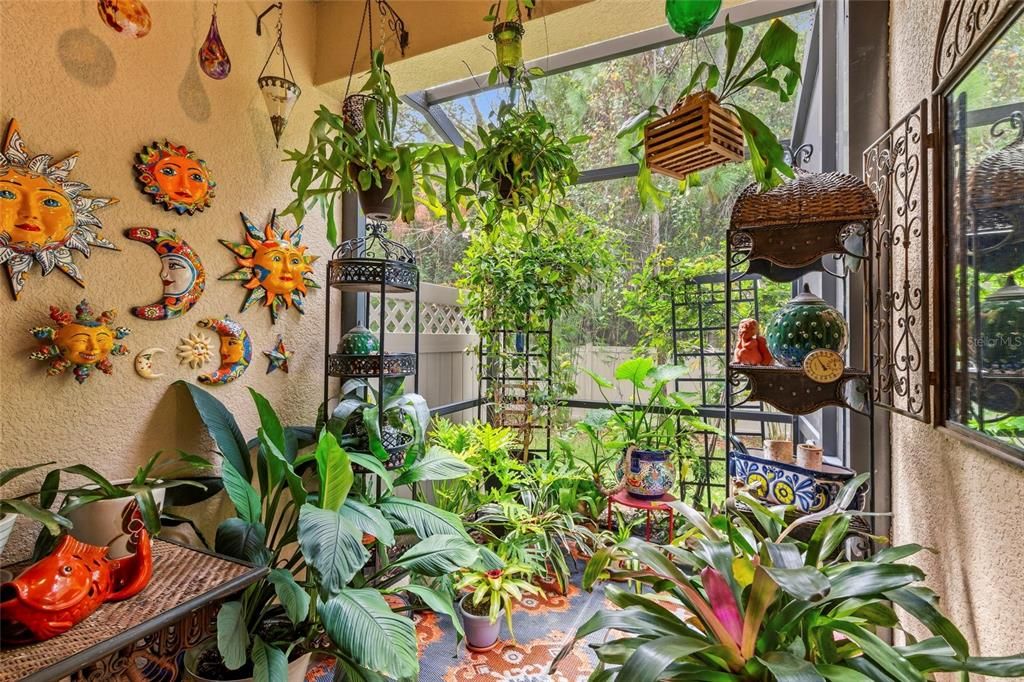 For Sale: $349,900 (3 beds, 2 baths, 1908 Square Feet)