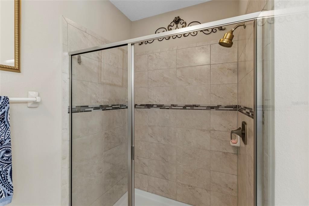 For Sale: $349,900 (3 beds, 2 baths, 1908 Square Feet)