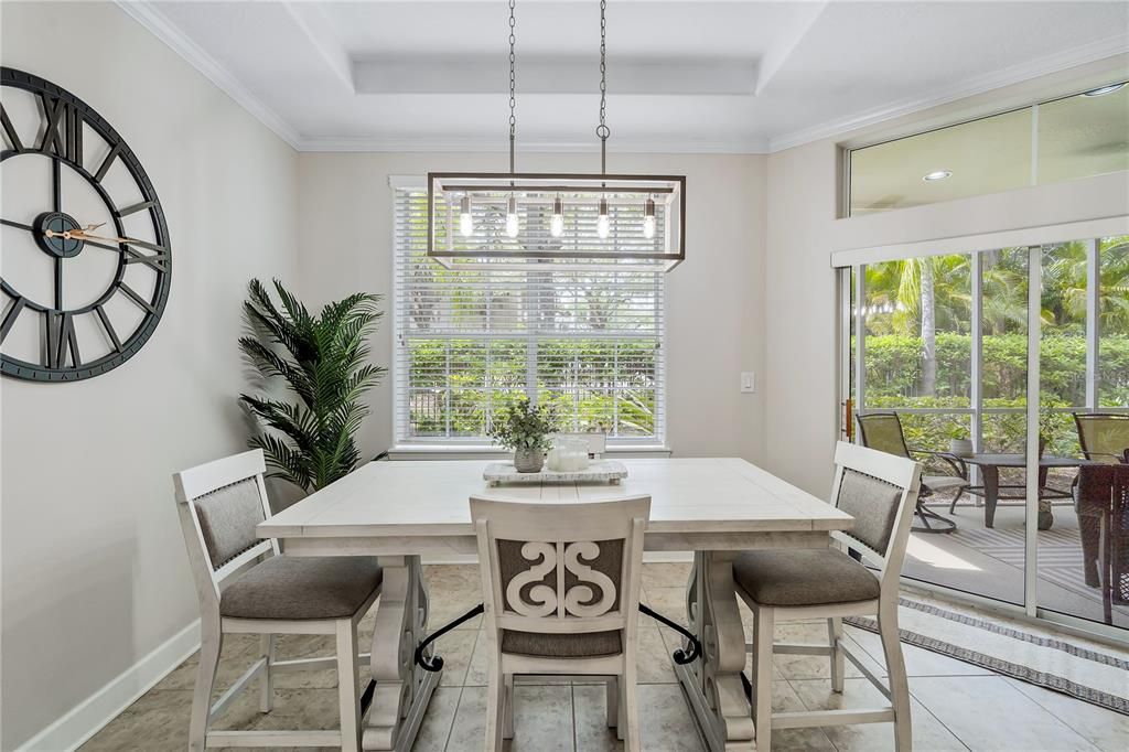 En Venta: $385,000 (2 camas, 2 baños, 1557 Pies cuadrados)