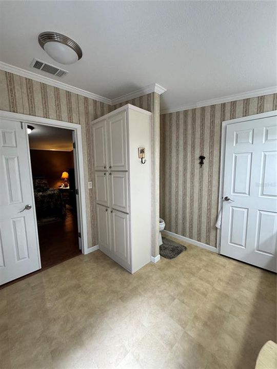 For Sale: $249,500 (3 beds, 2 baths, 1950 Square Feet)