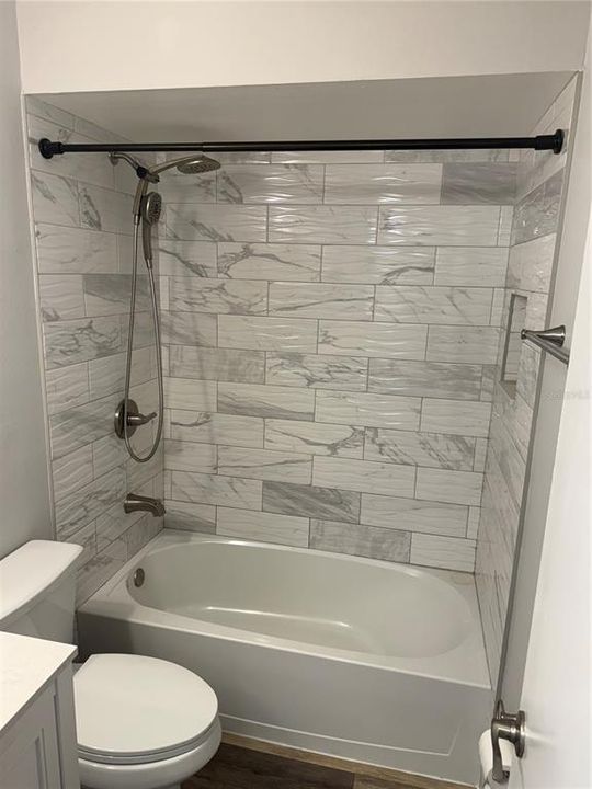 На продажу: $129,900 (1 спален, 1 ванн, 593 Квадратных фут)