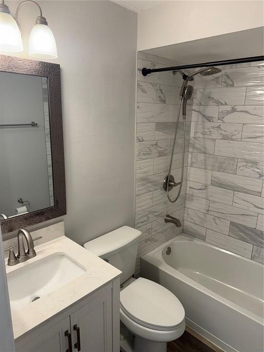 На продажу: $129,900 (1 спален, 1 ванн, 593 Квадратных фут)