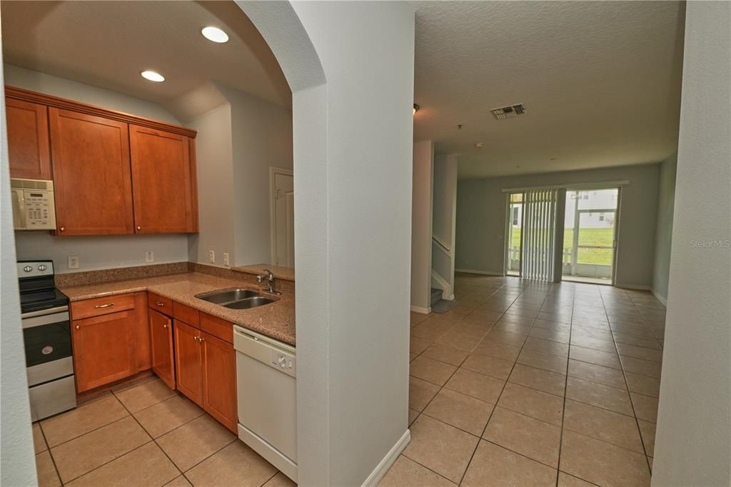 En Venta: $280,000 (3 camas, 2 baños, 1635 Pies cuadrados)