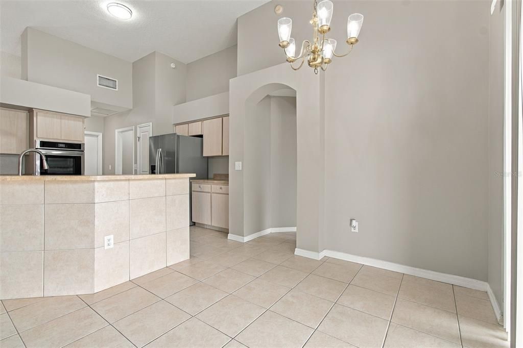 На продажу: $459,900 (4 спален, 2 ванн, 2005 Квадратных фут)