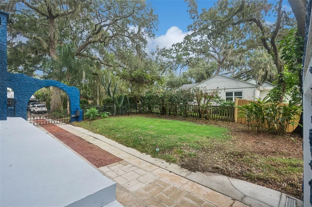 For Sale: $625,000 (2 beds, 2 baths, 1904 Square Feet)