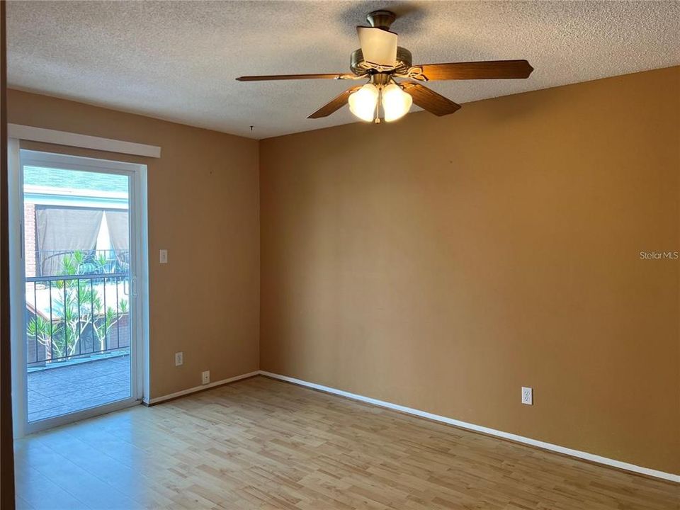 В аренду: $1,350 (1 спален, 1 ванн, 680 Квадратных фут)