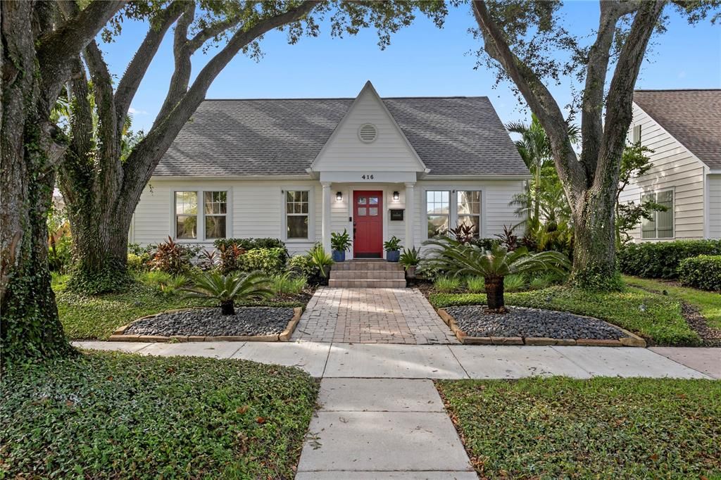 En Venta: $1,700,000 (5 camas, 3 baños, 3073 Pies cuadrados)