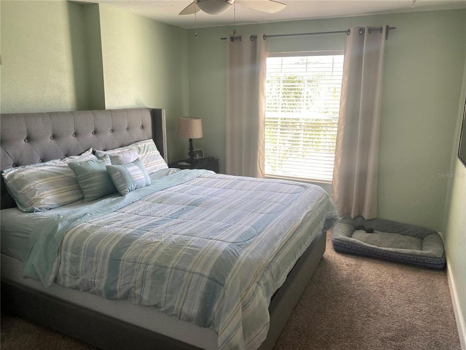 En Renta: $2,500 (4 camas, 3 baños, 2208 Pies cuadrados)