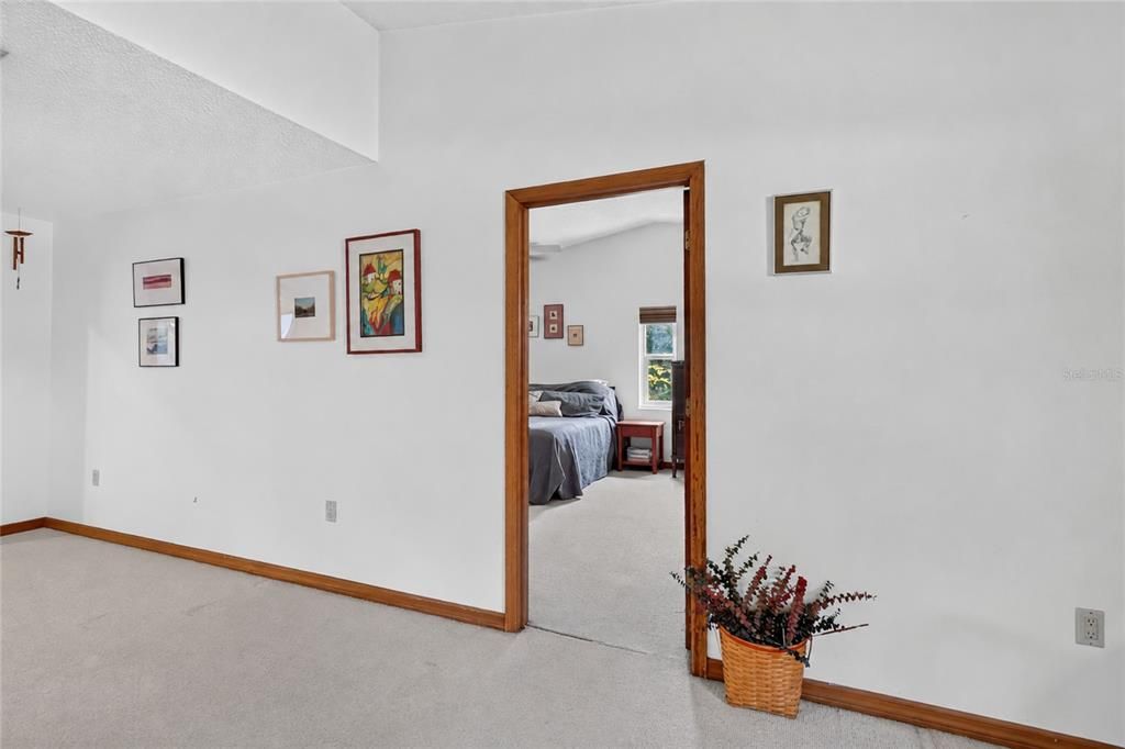 For Sale: $379,900 (3 beds, 2 baths, 2350 Square Feet)