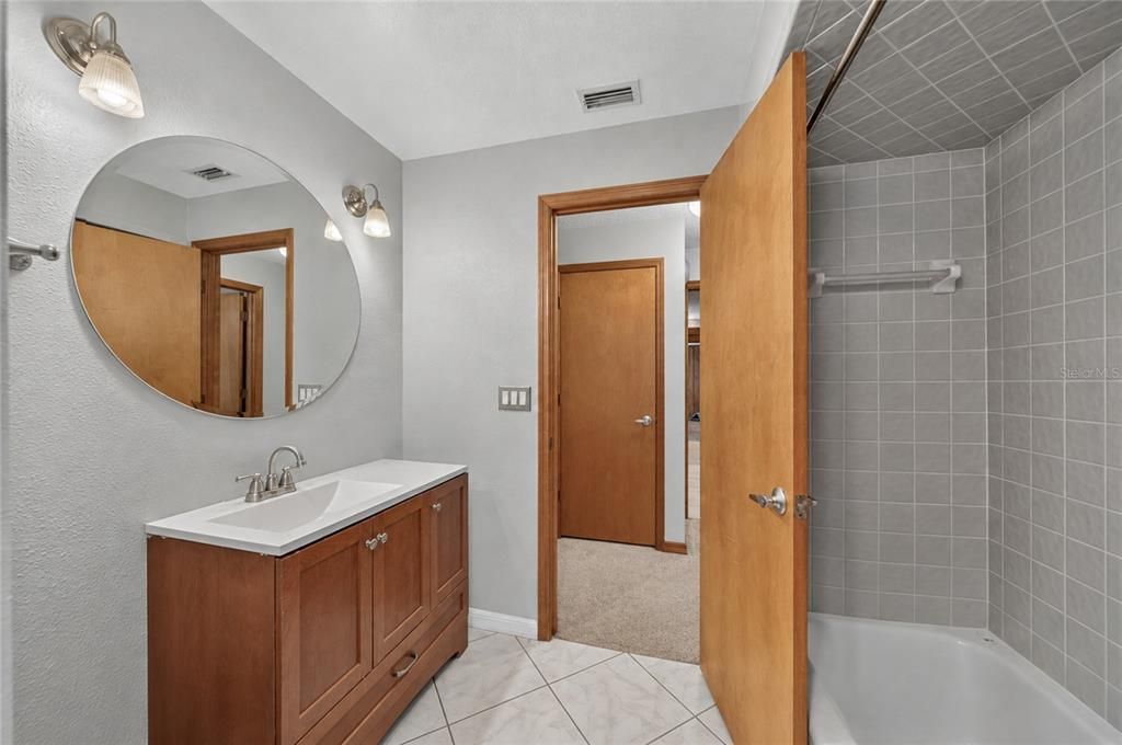 For Sale: $379,900 (3 beds, 2 baths, 2350 Square Feet)