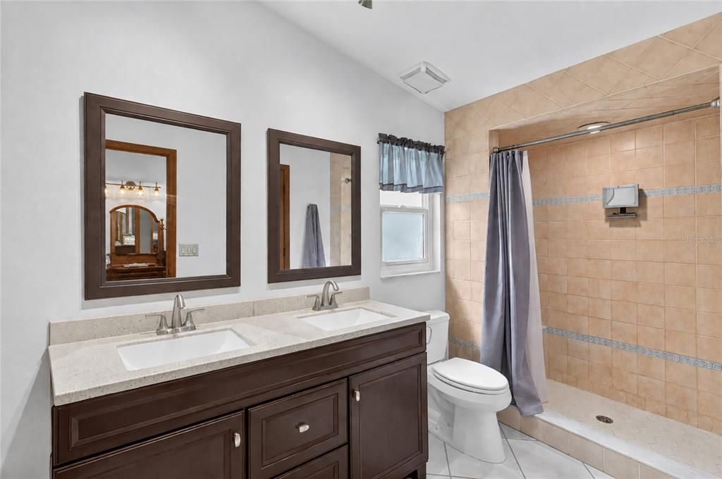For Sale: $379,900 (3 beds, 2 baths, 2350 Square Feet)
