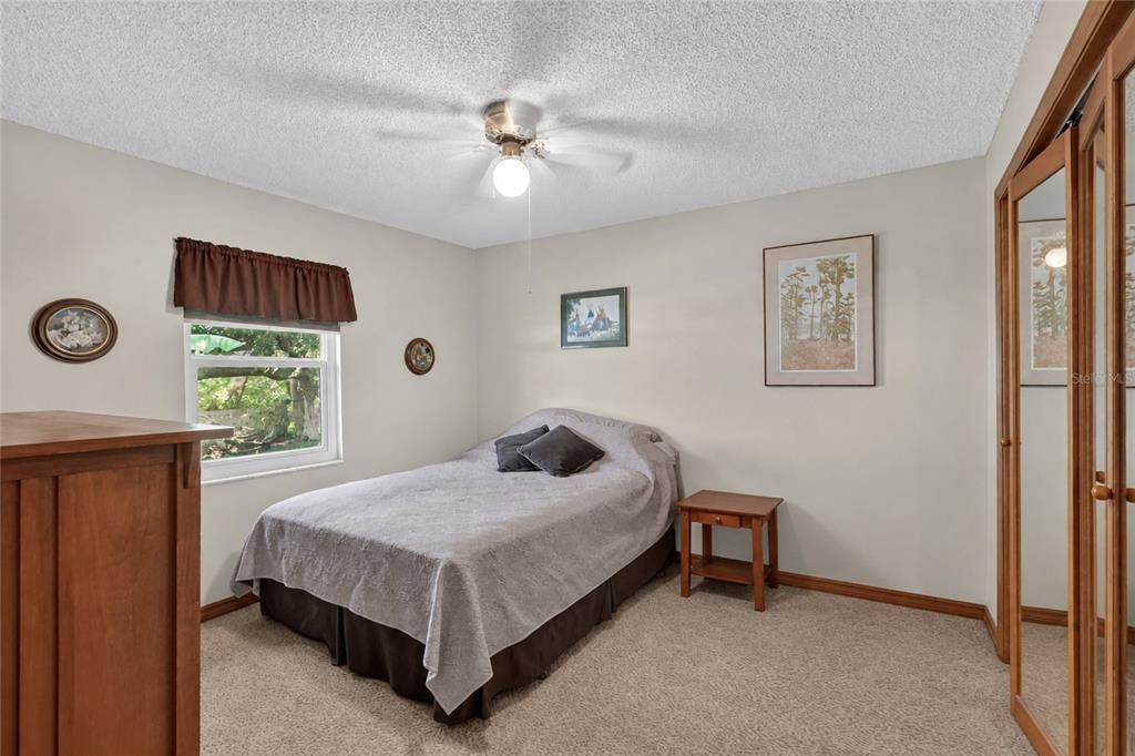 For Sale: $379,900 (3 beds, 2 baths, 2350 Square Feet)