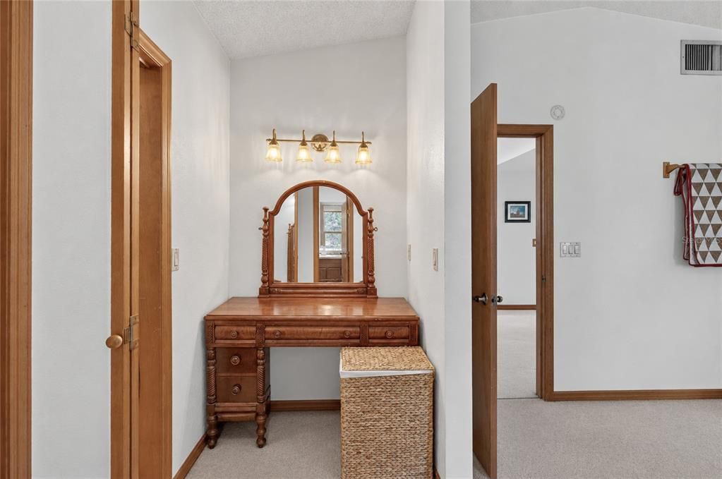For Sale: $379,900 (3 beds, 2 baths, 2350 Square Feet)