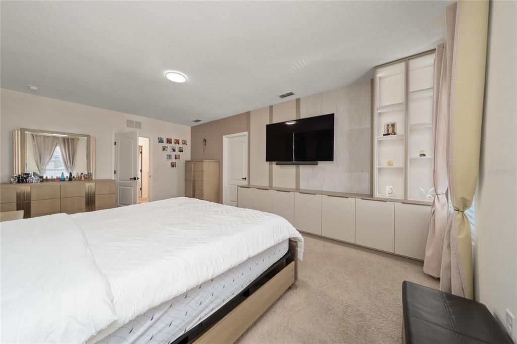 На продажу: $395,000 (5 спален, 3 ванн, 2601 Квадратных фут)